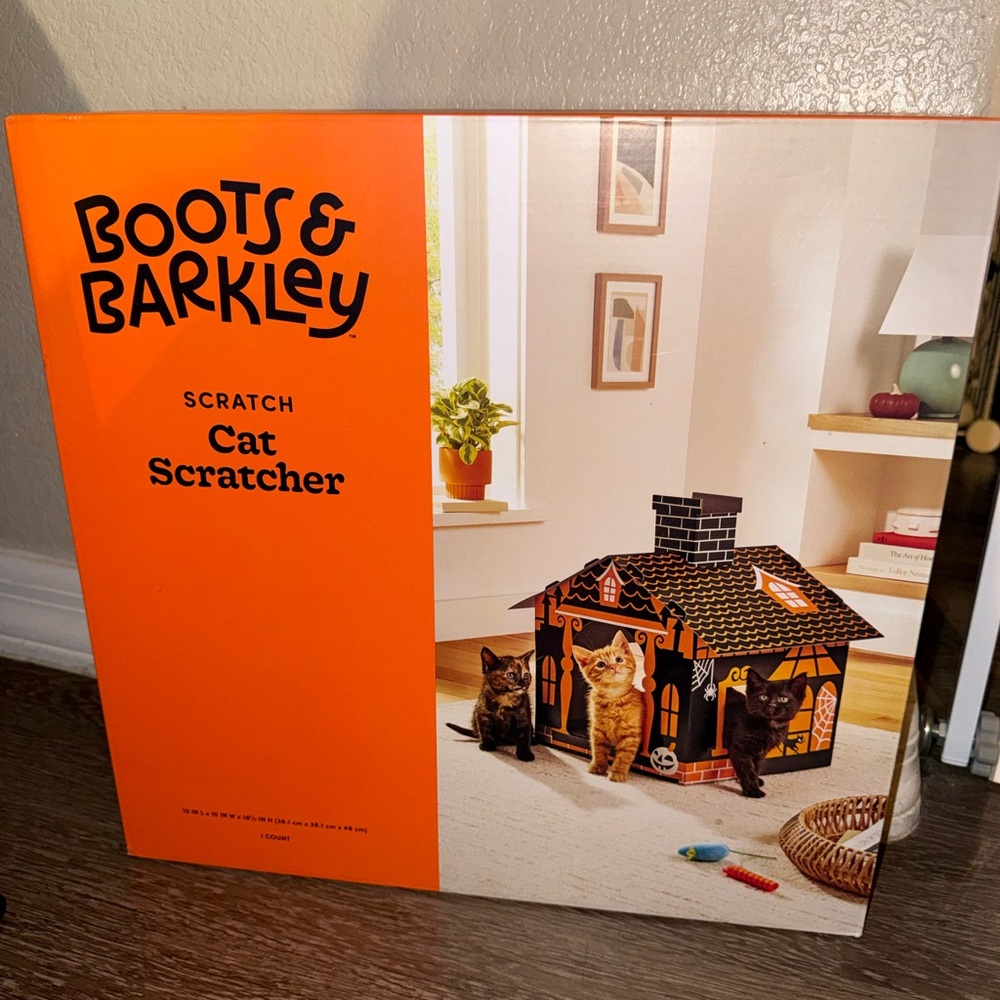 Orange spooky haunted house   Cat Scratcher